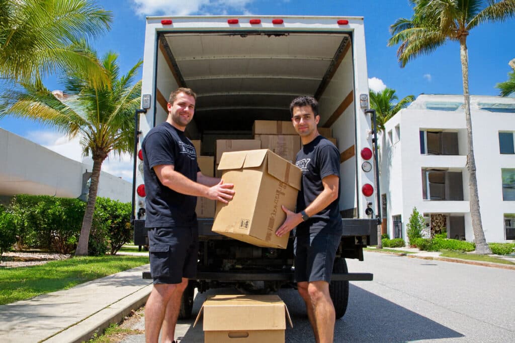 📦 How Much Does It Cost to Move in Miami with Ultra Moving Helpers? Practical Guide 2025